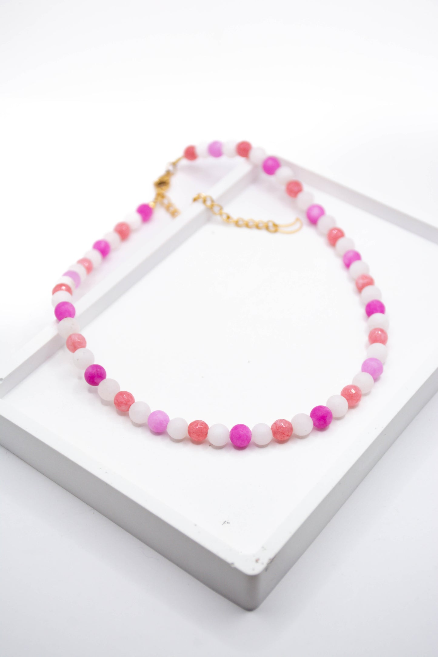 NYRA NECKLACE