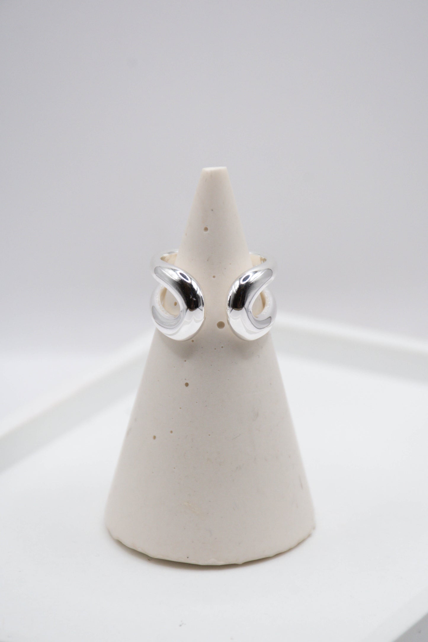 LAVAIA RING