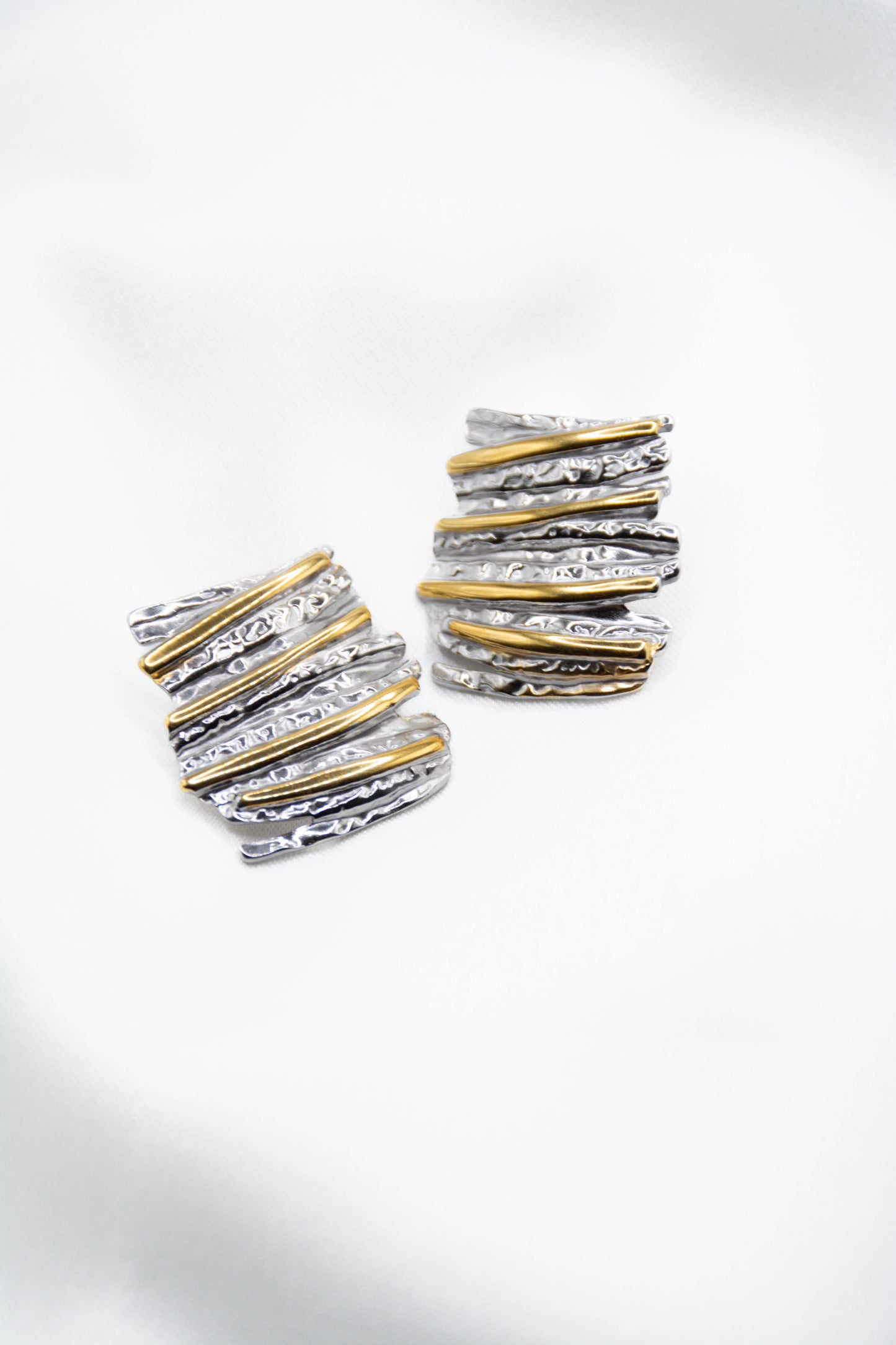 IRIDES EARRINGS
