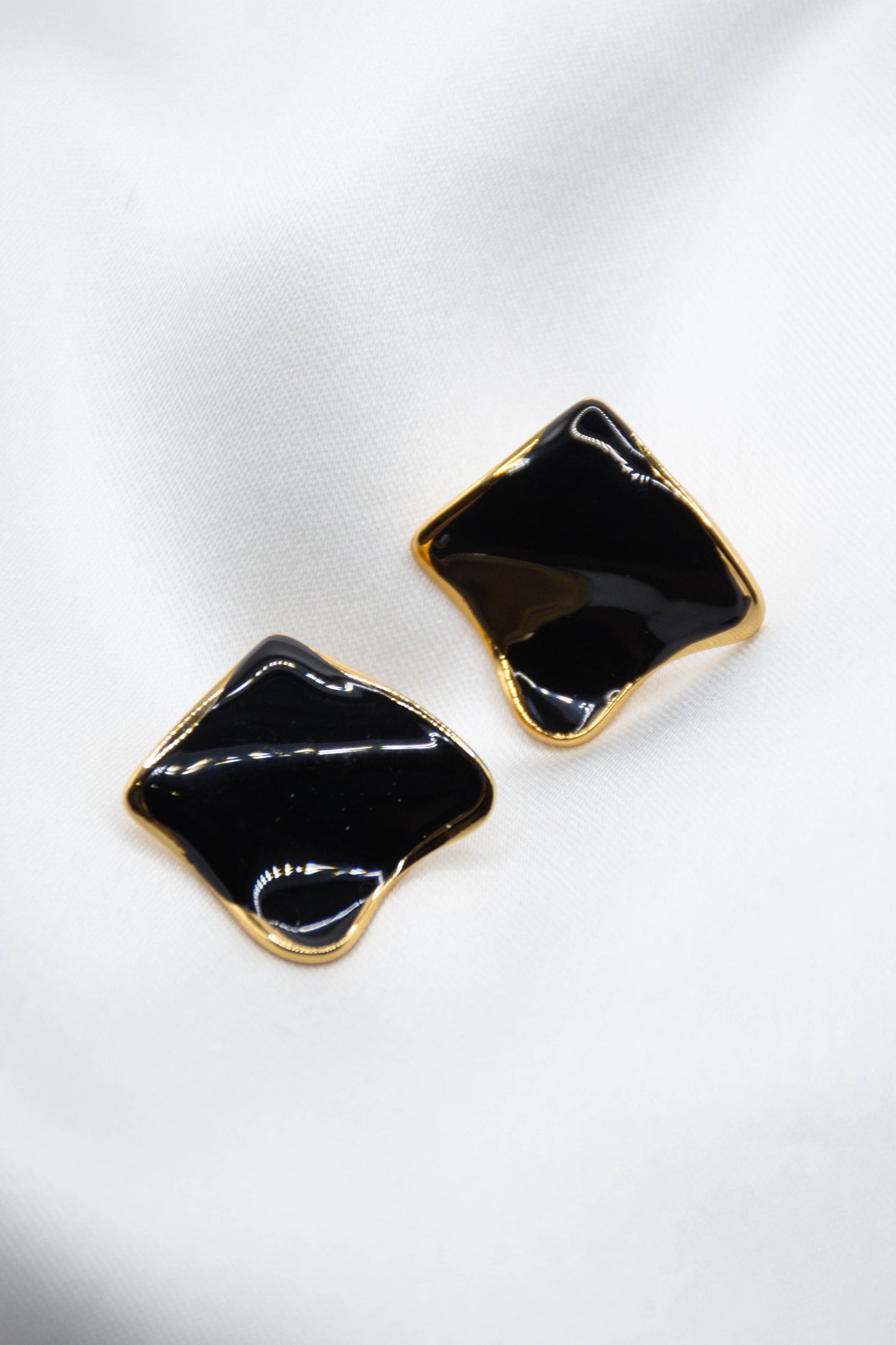 FROSTINE EARRINGS