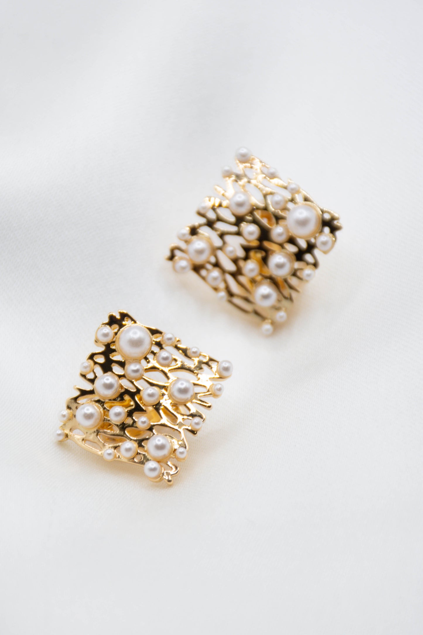 LUMEN EARRINGS
