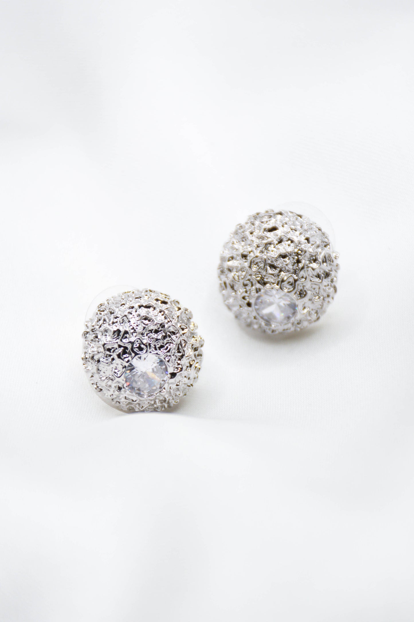 ISARIA EARRINGS