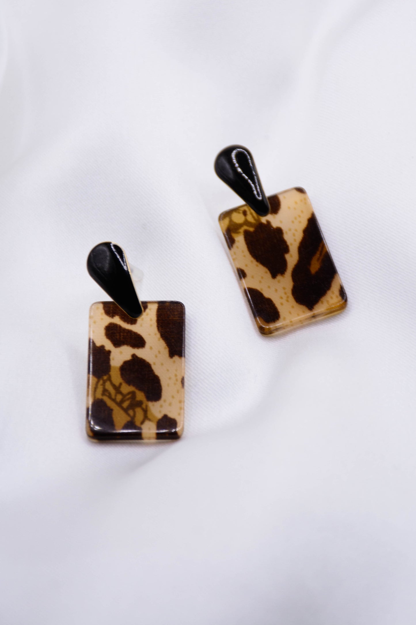 LIVIA EARRINGS