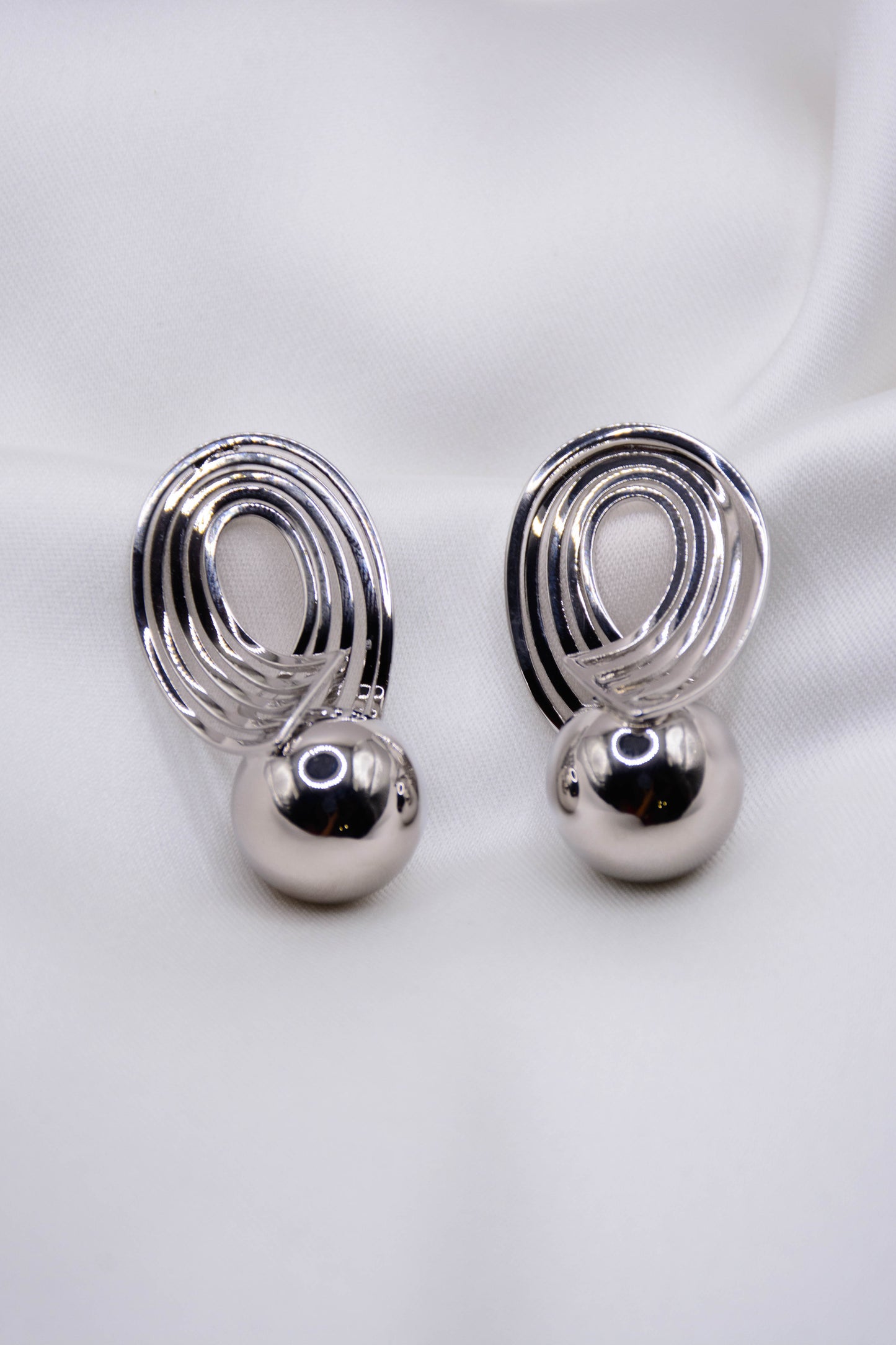 ELLA EARRINGS