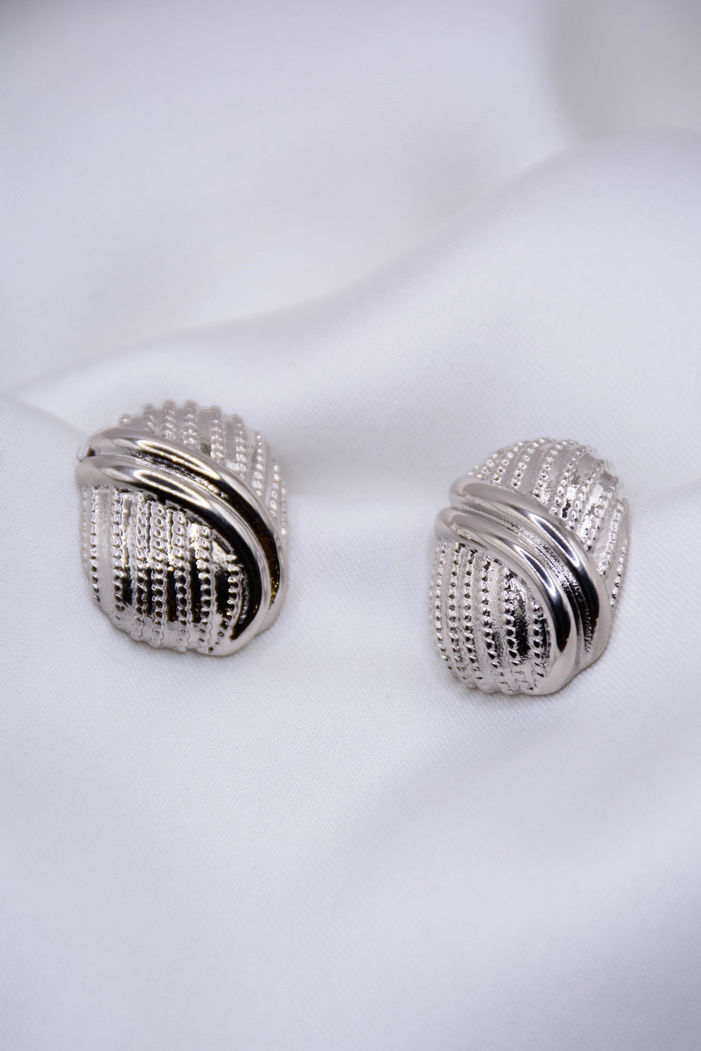 MARGOT EARRINGS