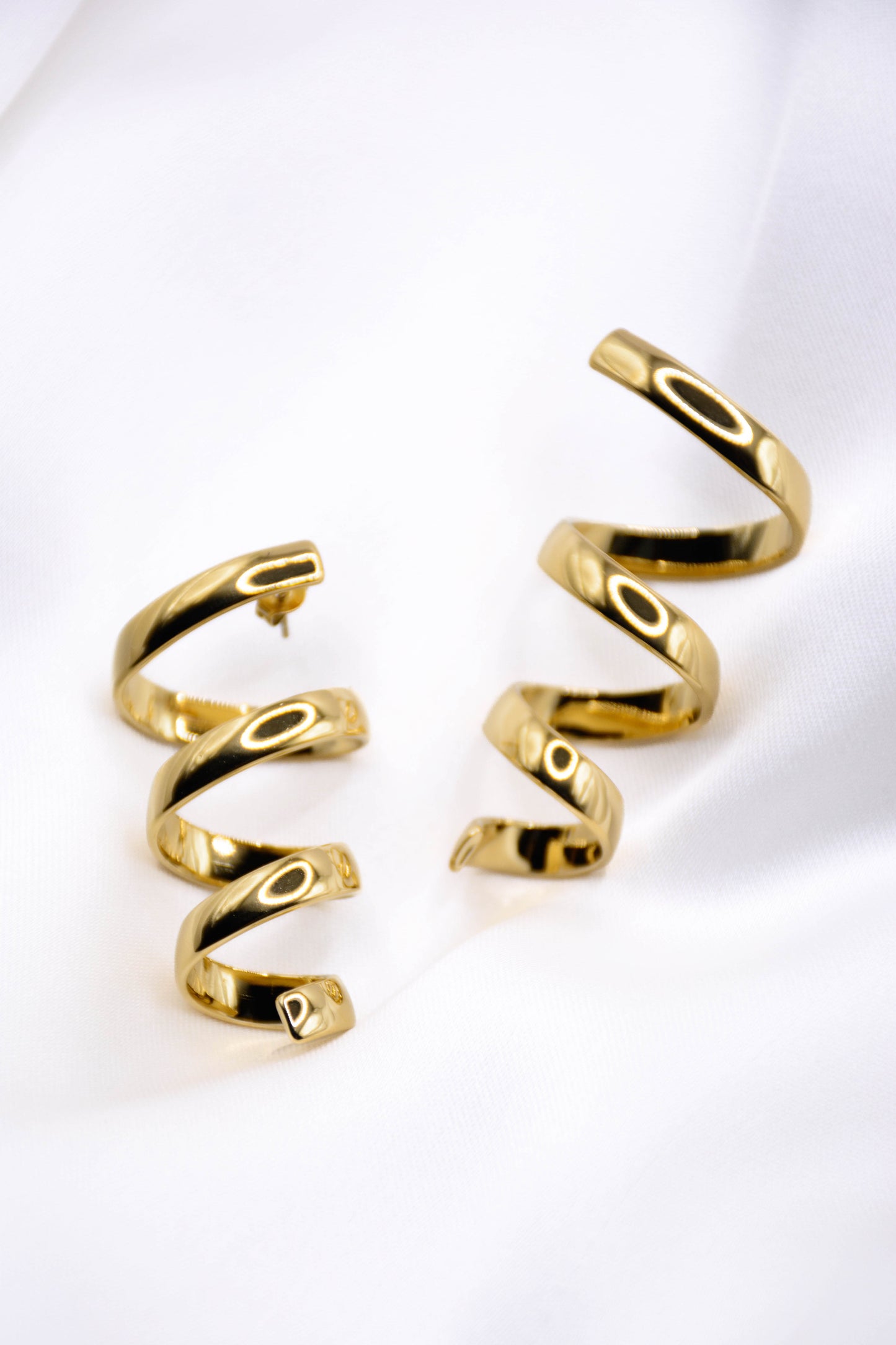 MAEVA EARRINGS