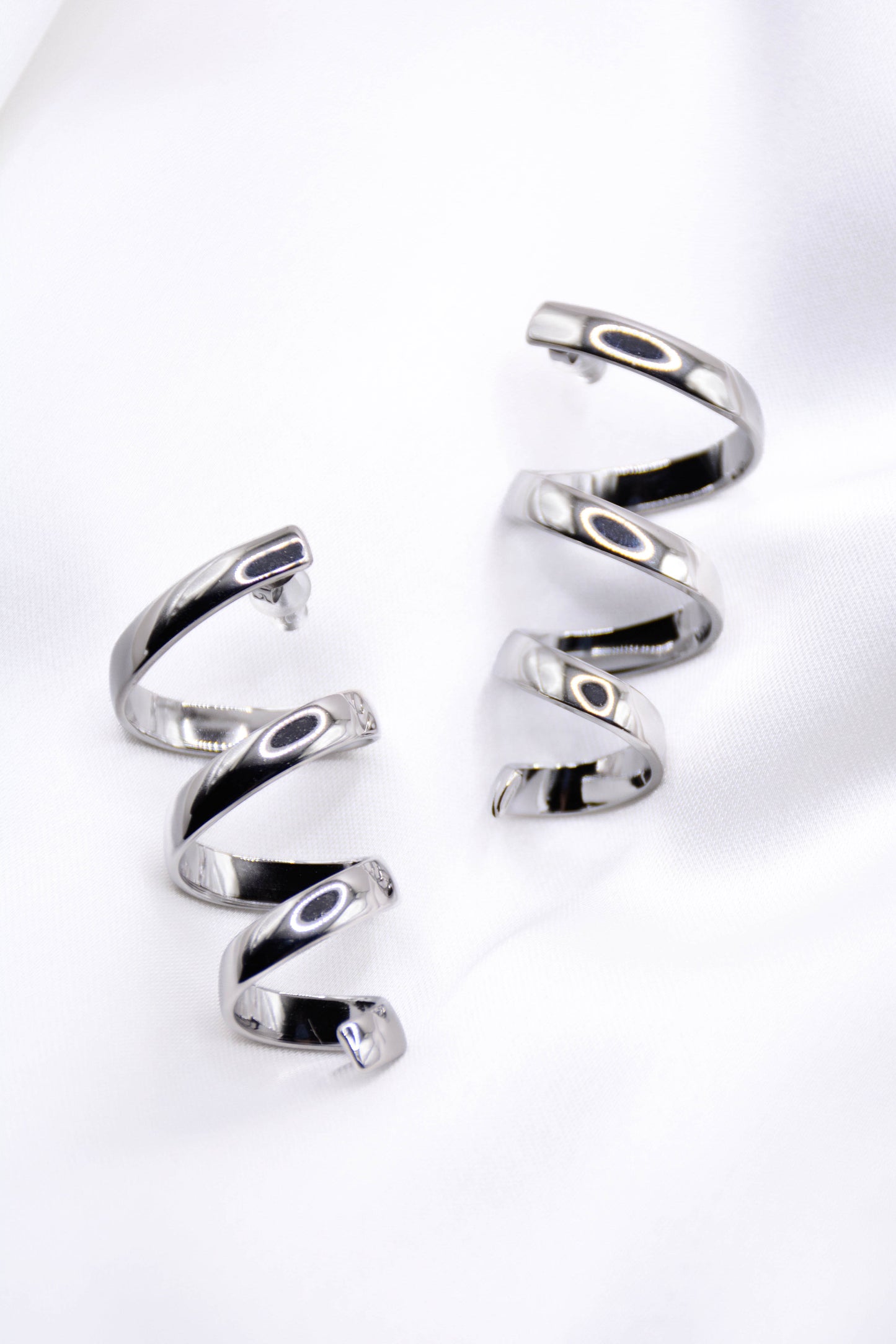 MAEVA EARRINGS