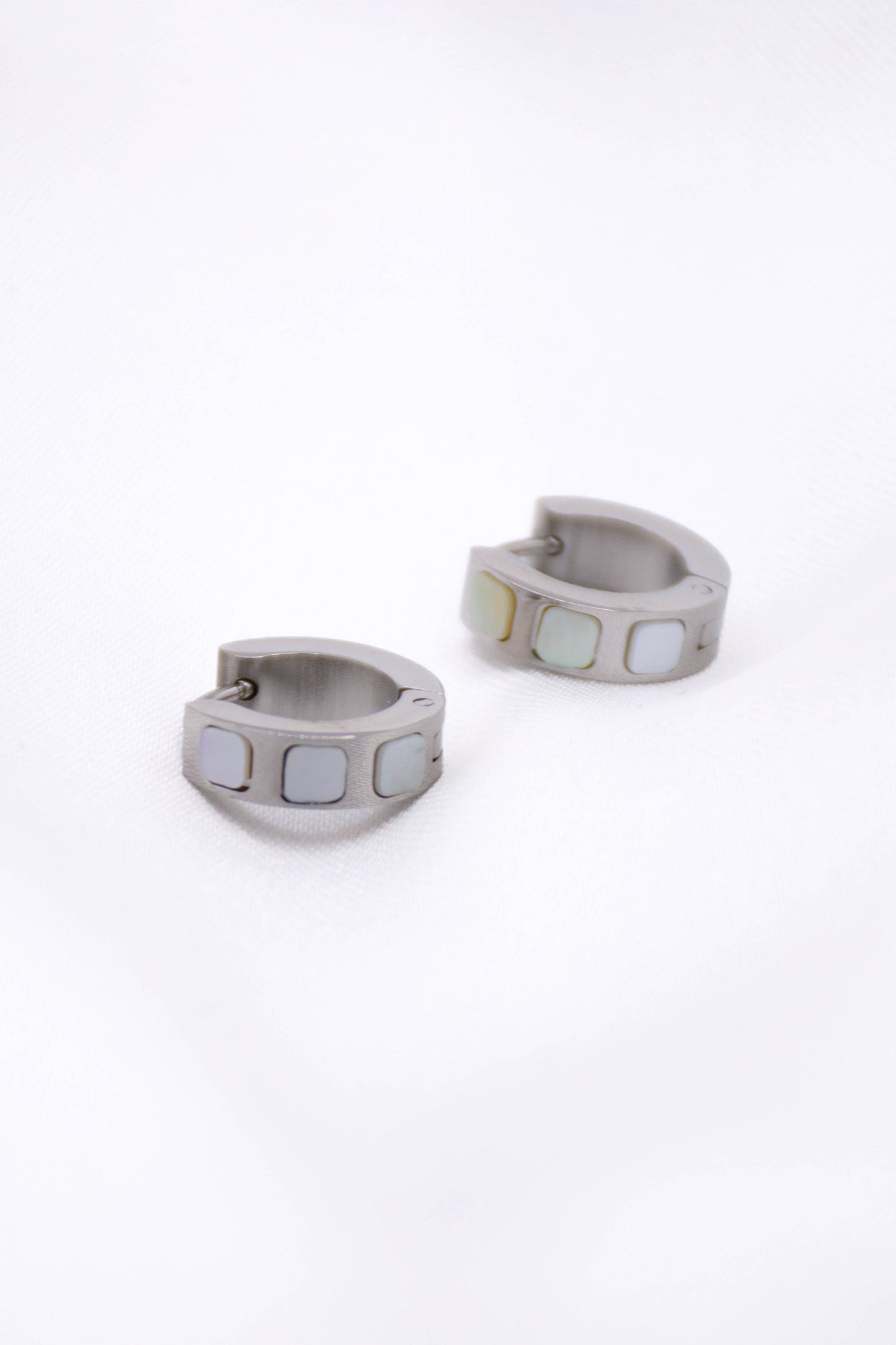 PAOLA EARRINGS