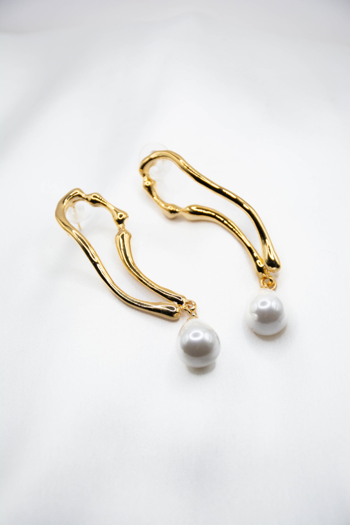 HILDA EARRINGS