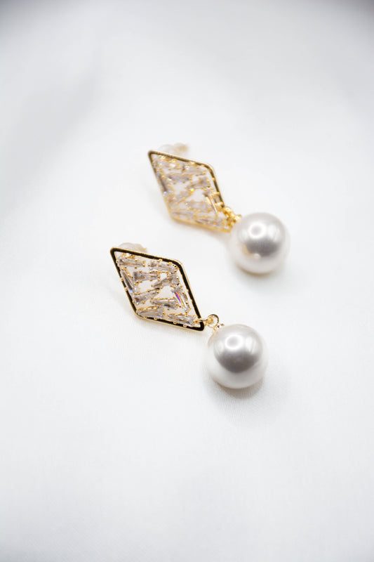 VICTORIA EARRINGS