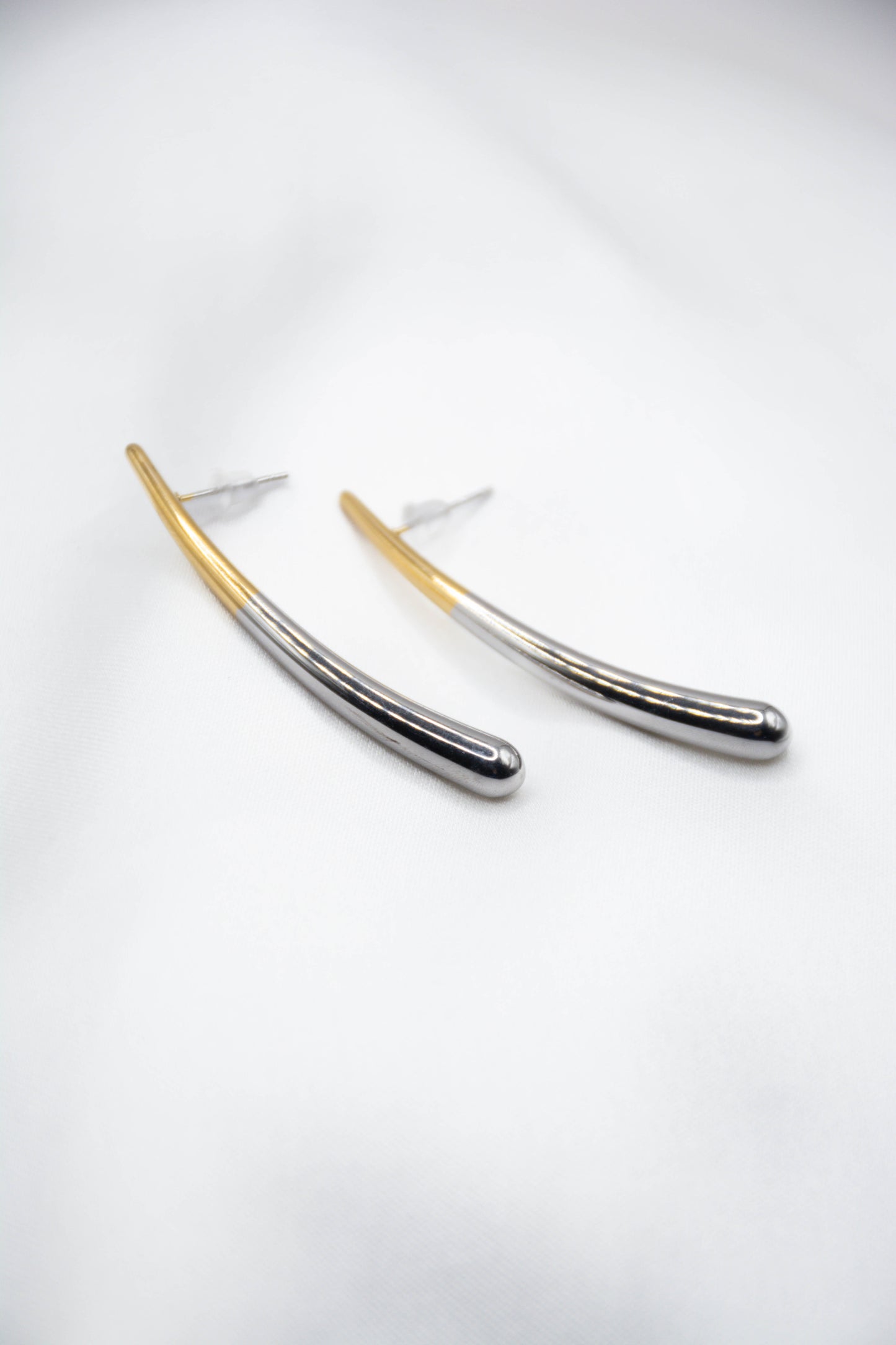 ZEKLINA EARRINGS