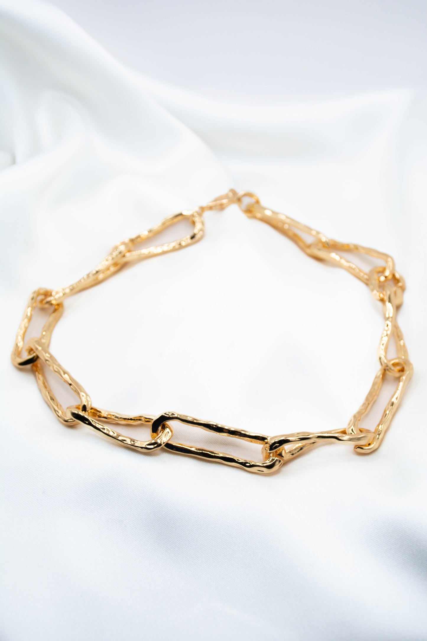 CARLA NECKLACE