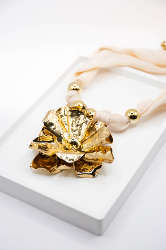 SOLEN NECKLACE