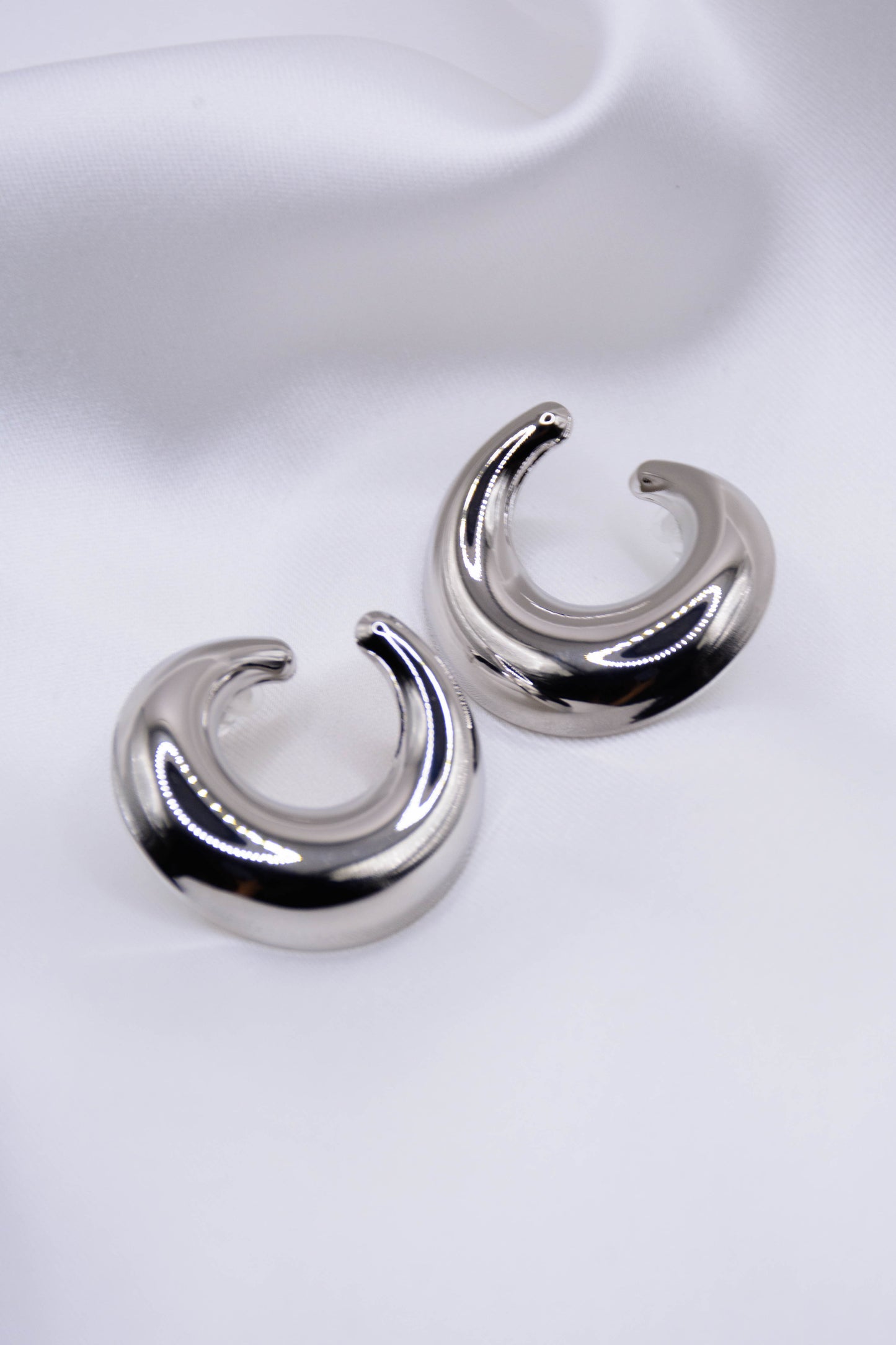 NUSA PENIDA EARRING