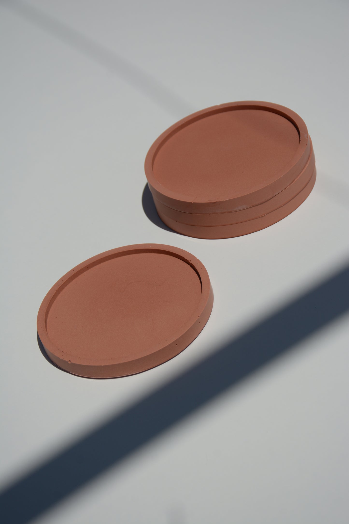 ROUND SET