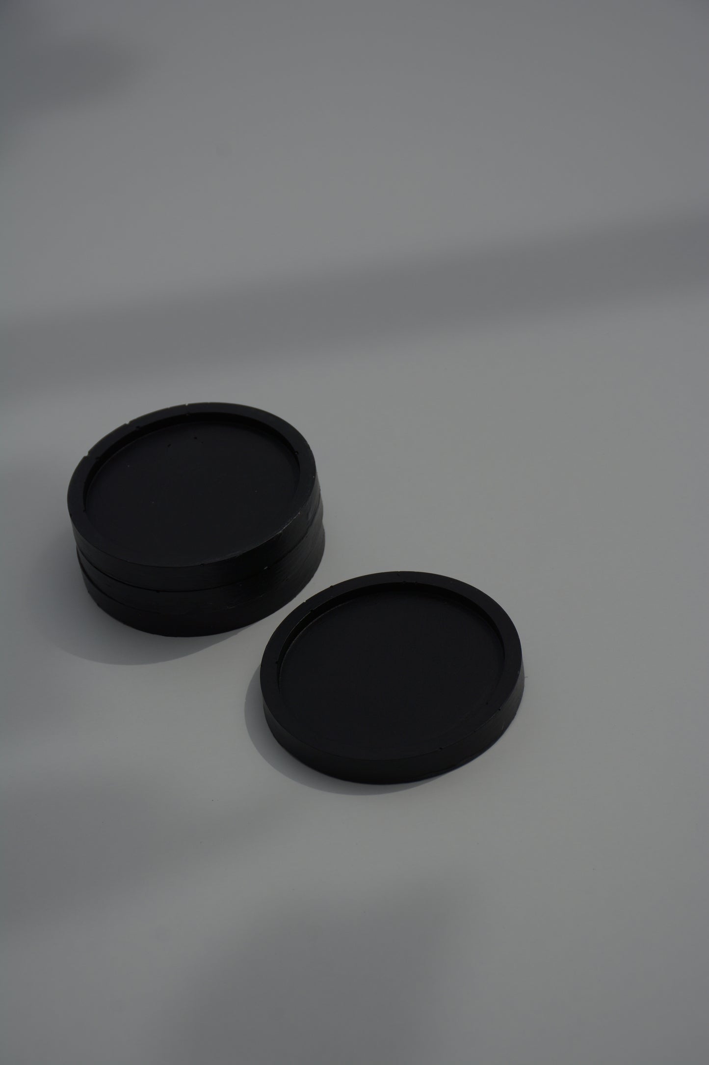 SMALL ROUND SET